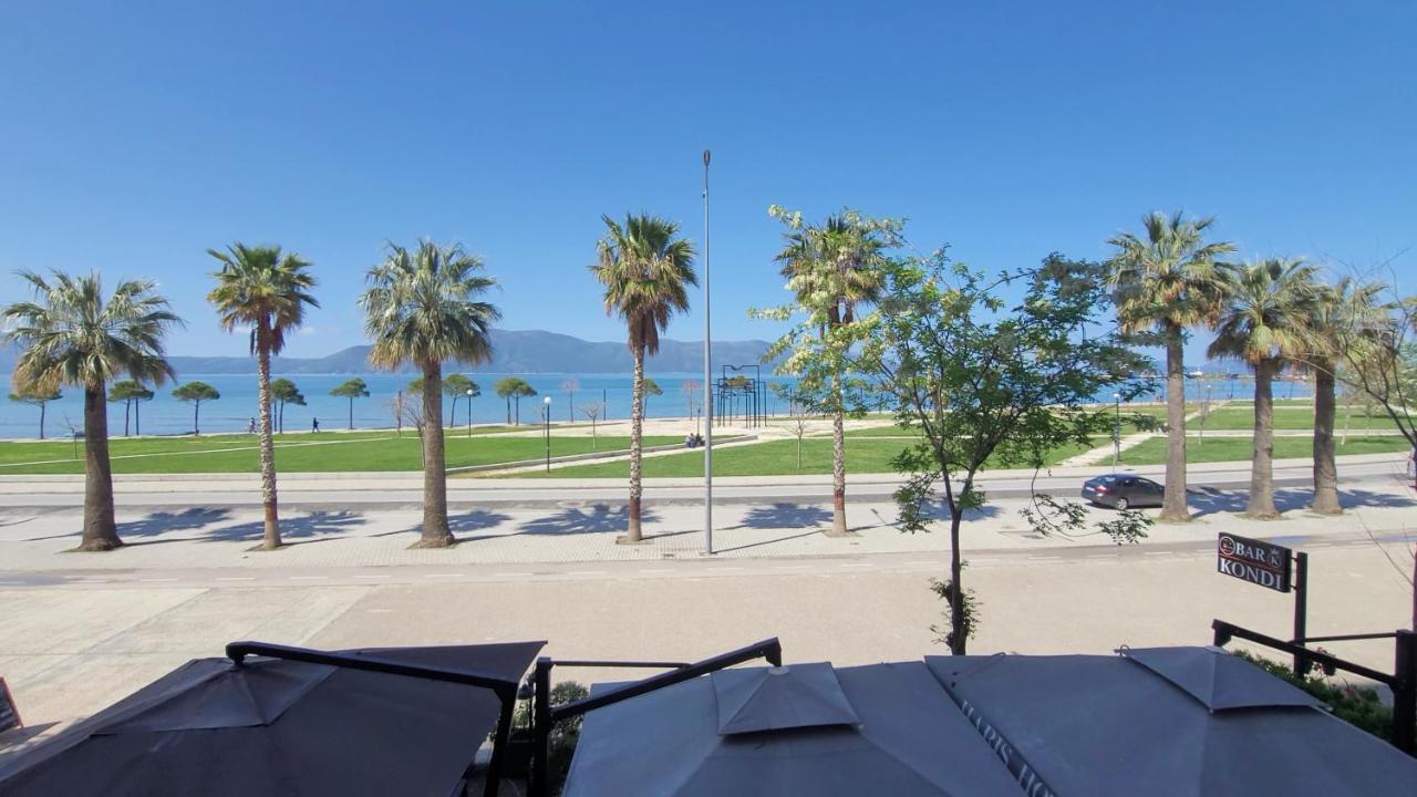 Haris Hotel Vlore Bagian luar foto