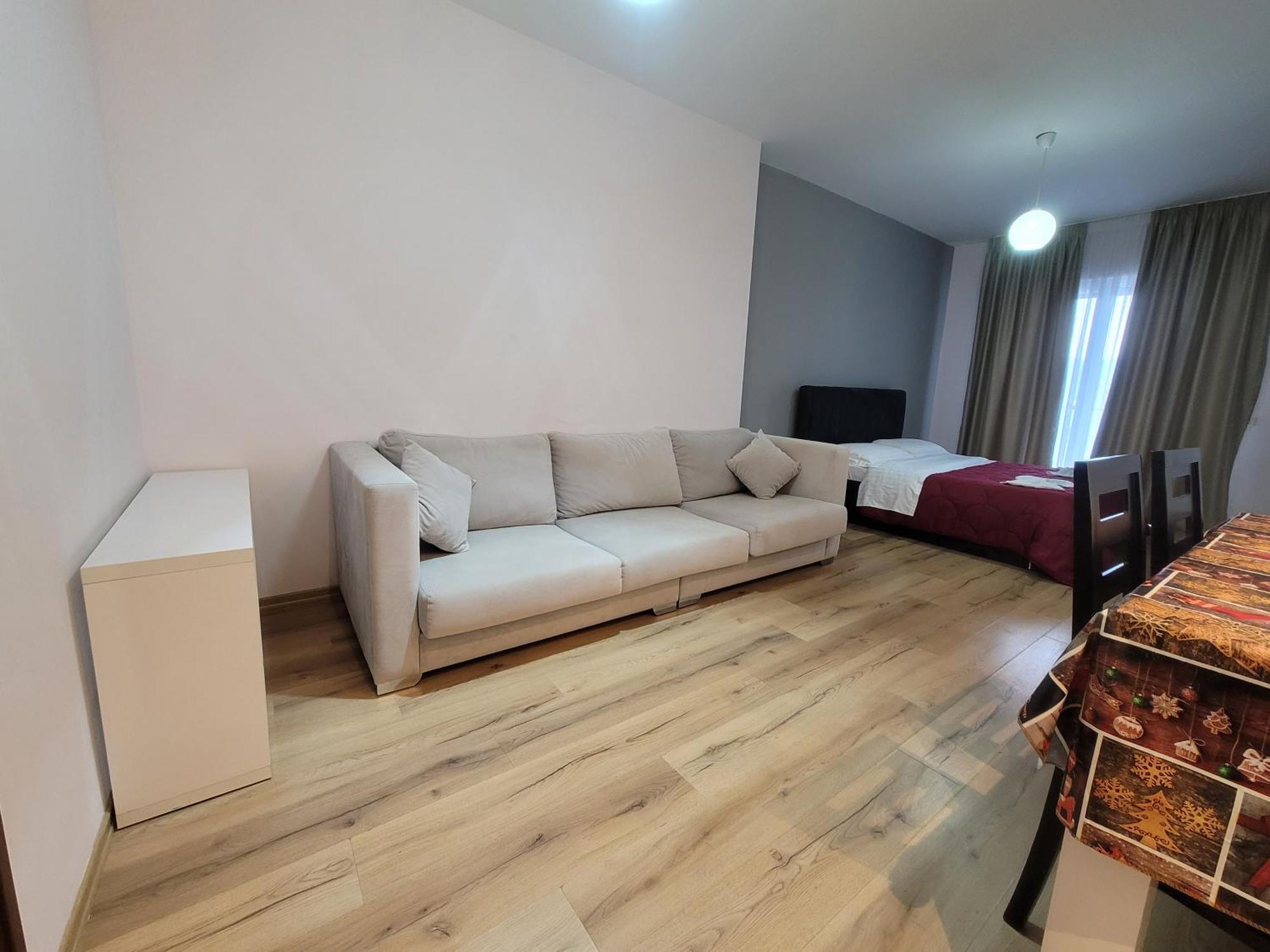 Haris Hotel Vlore Bagian luar foto