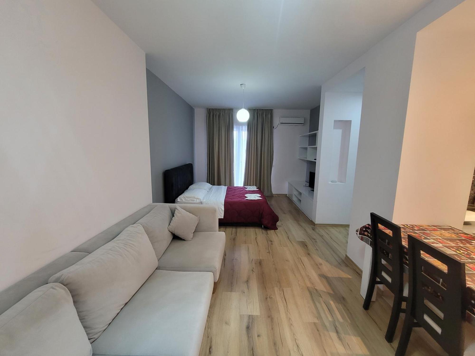 Haris Hotel Vlore Bagian luar foto