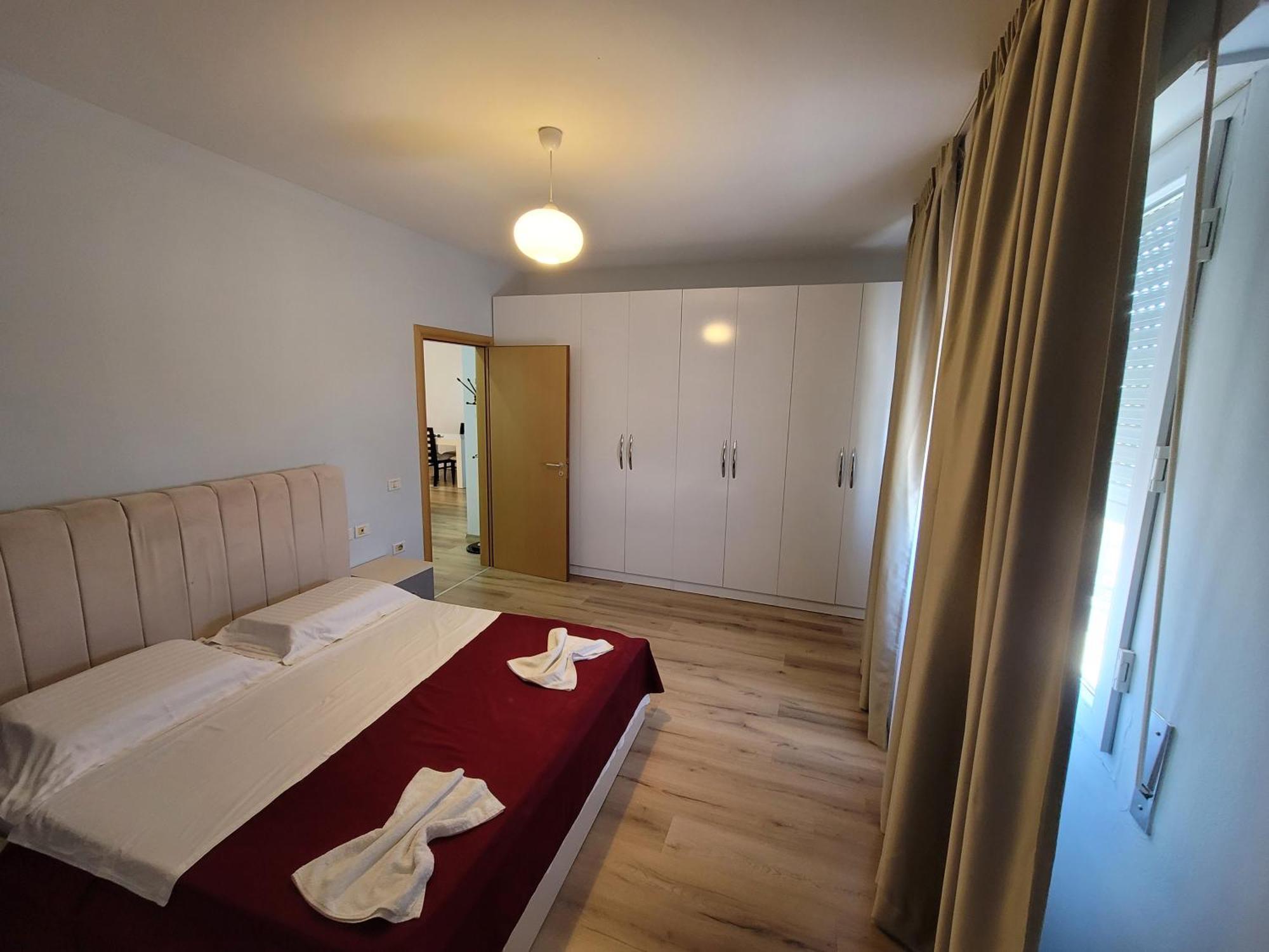 Haris Hotel Vlore Bagian luar foto